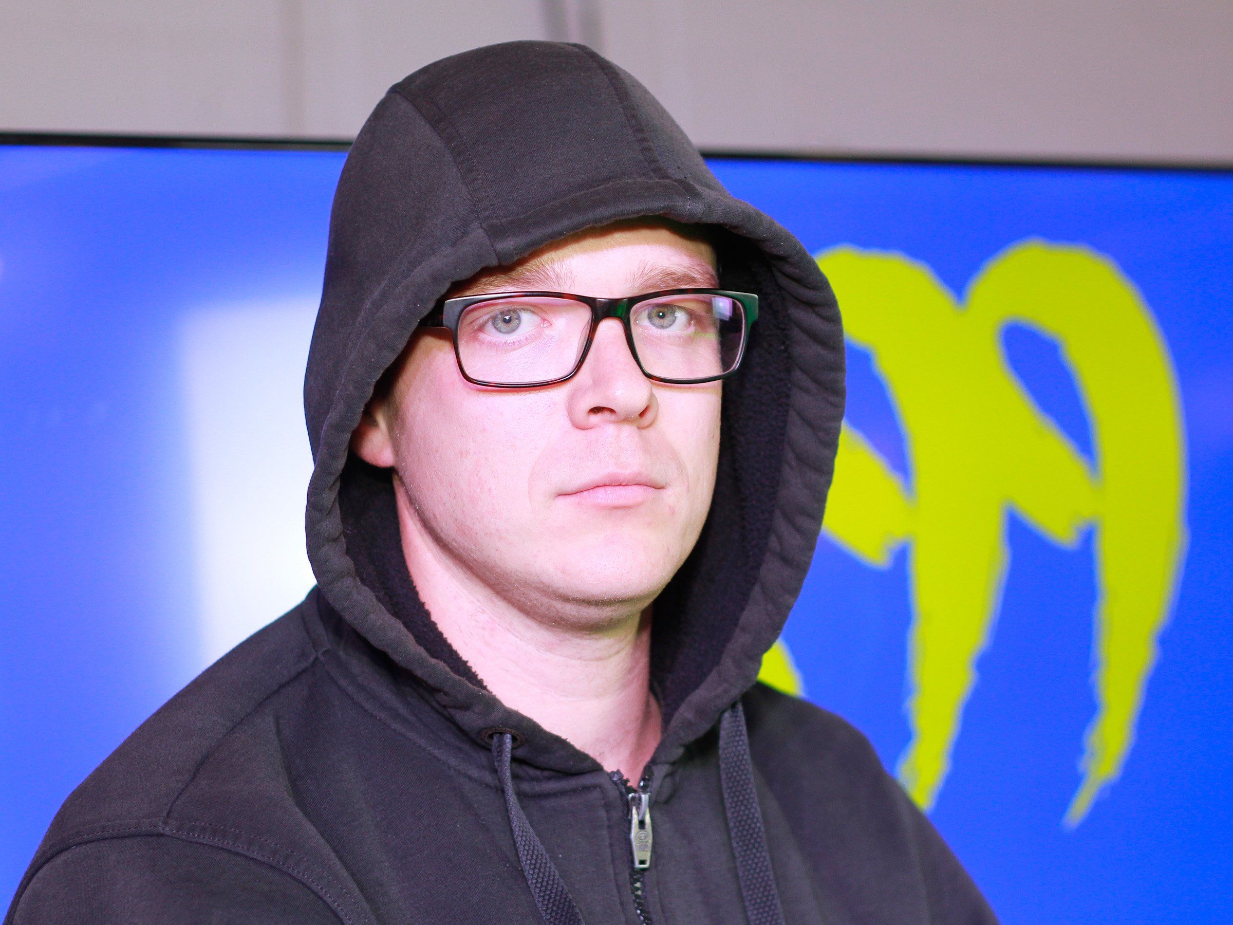 N99 | Nico Semsrott über das Scheitern - "Ein Entlastungslachen für den Tag"