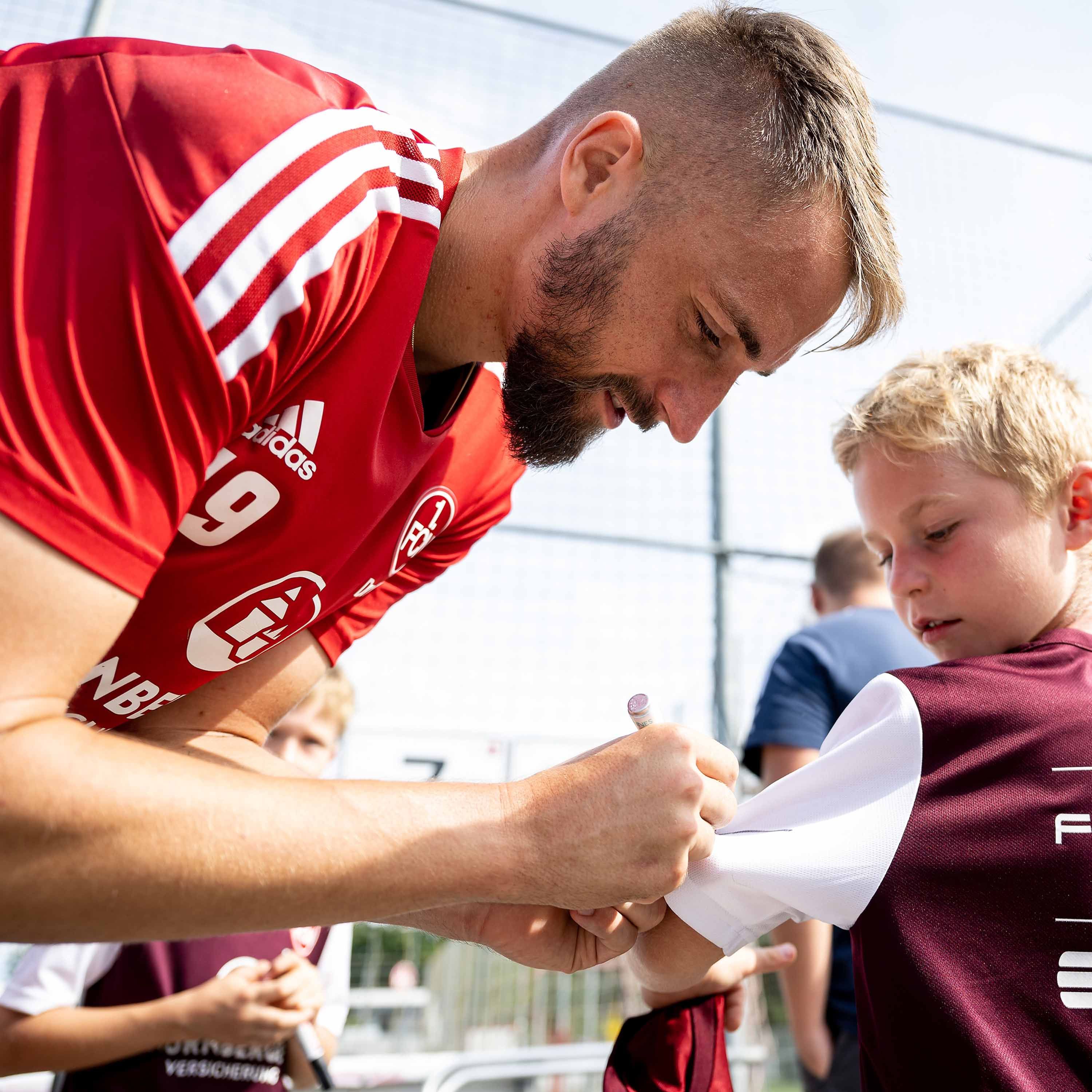 Folge 25 - Florian Hübner: Eine Familie l(i)ebt den Fußball