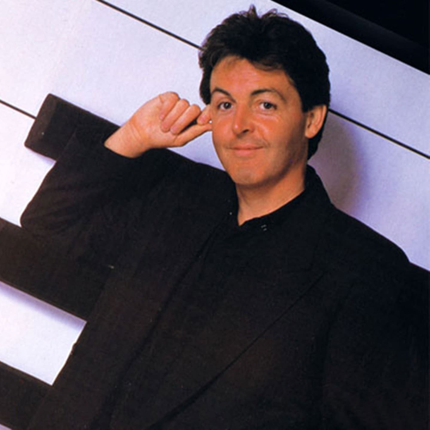 Ebony & Ivory – Paul McCartney & Stevie Wonder