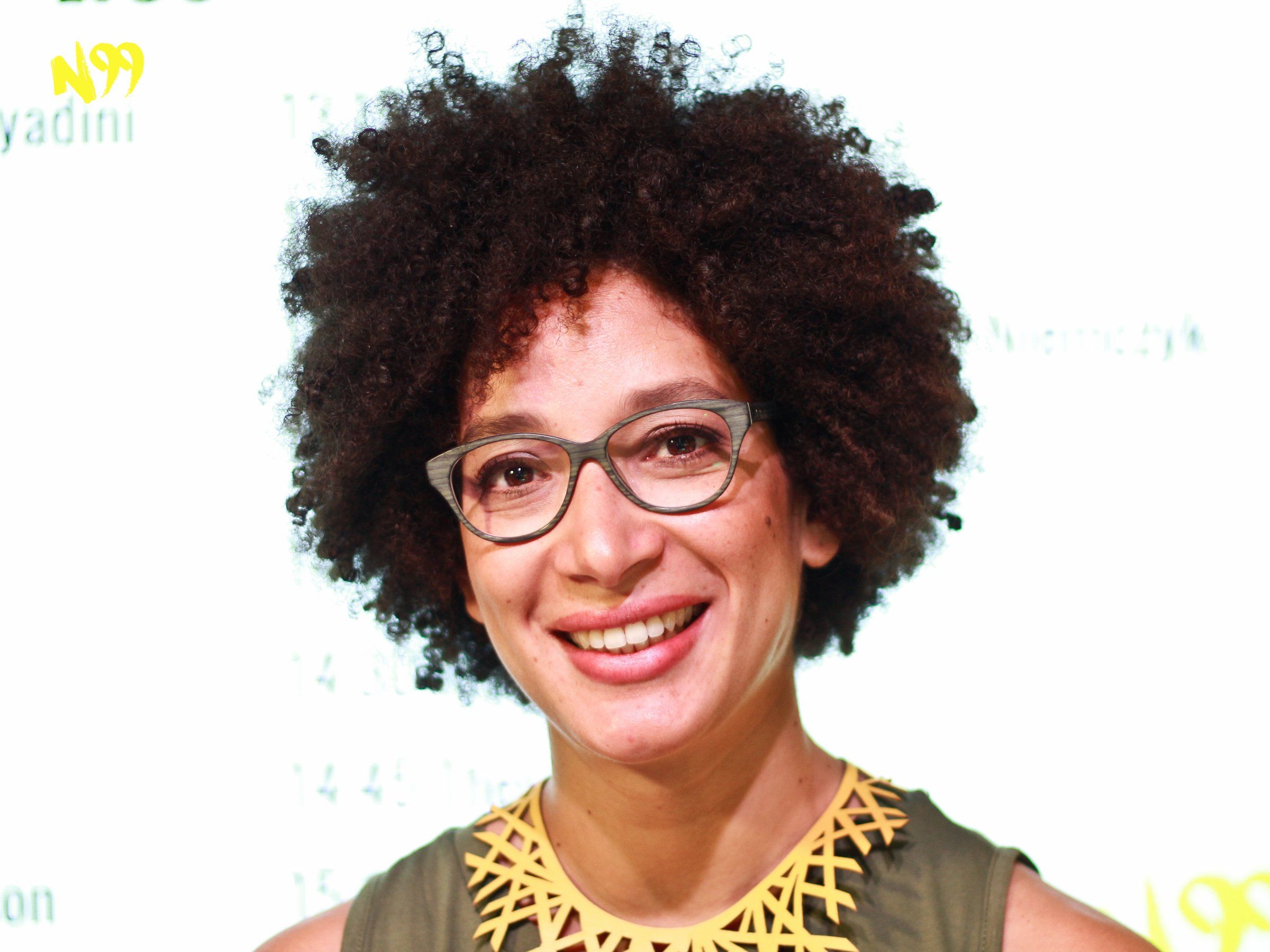 N99 | Kenza Ait Si Abbou Lyadini über Künstliche Intelligenz - "Wenn es um Innovation geht, braucht man Freiheit"
