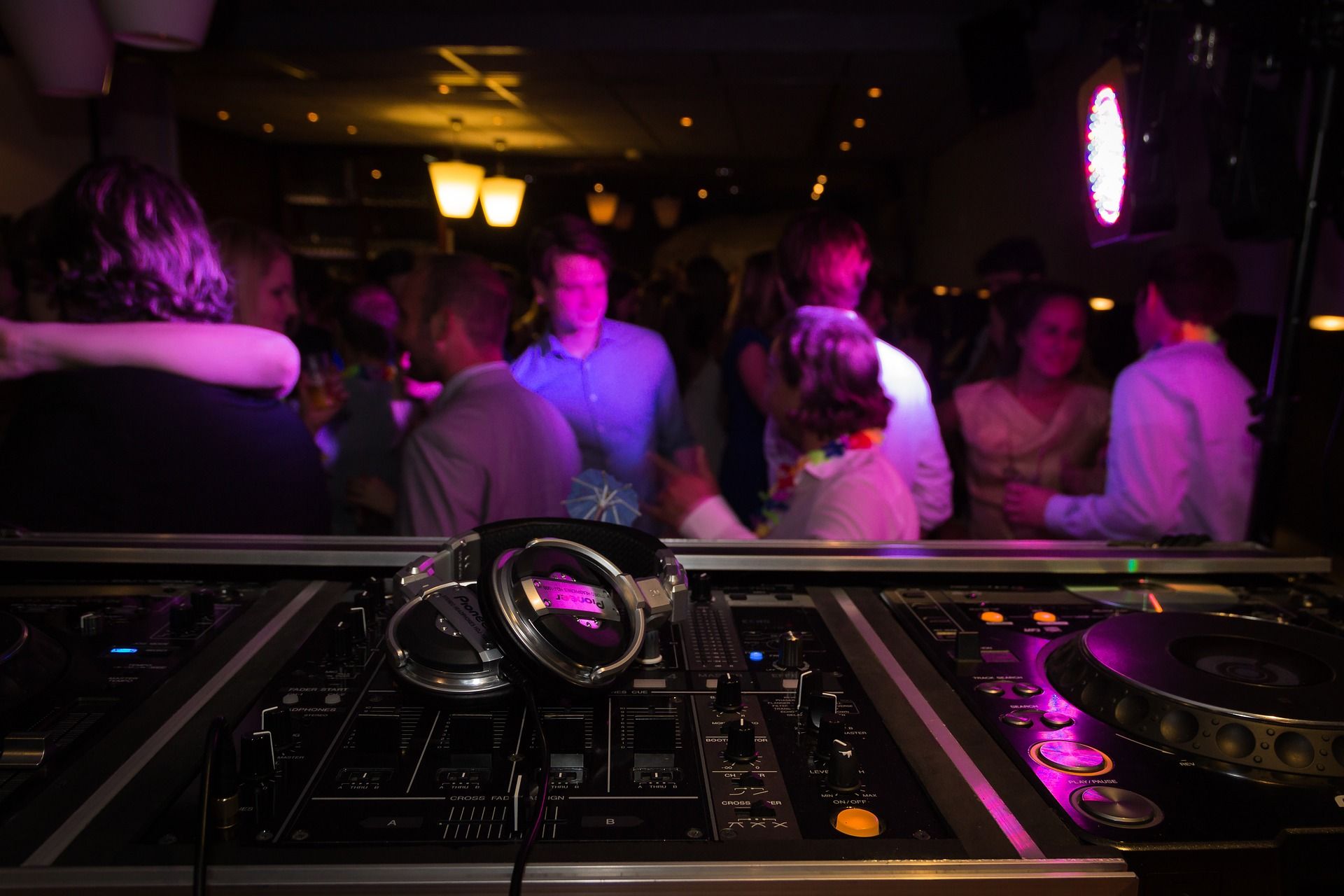 Ulm: Zutritt zu Clubs und Bars nur für Geimpfte und Genesene?