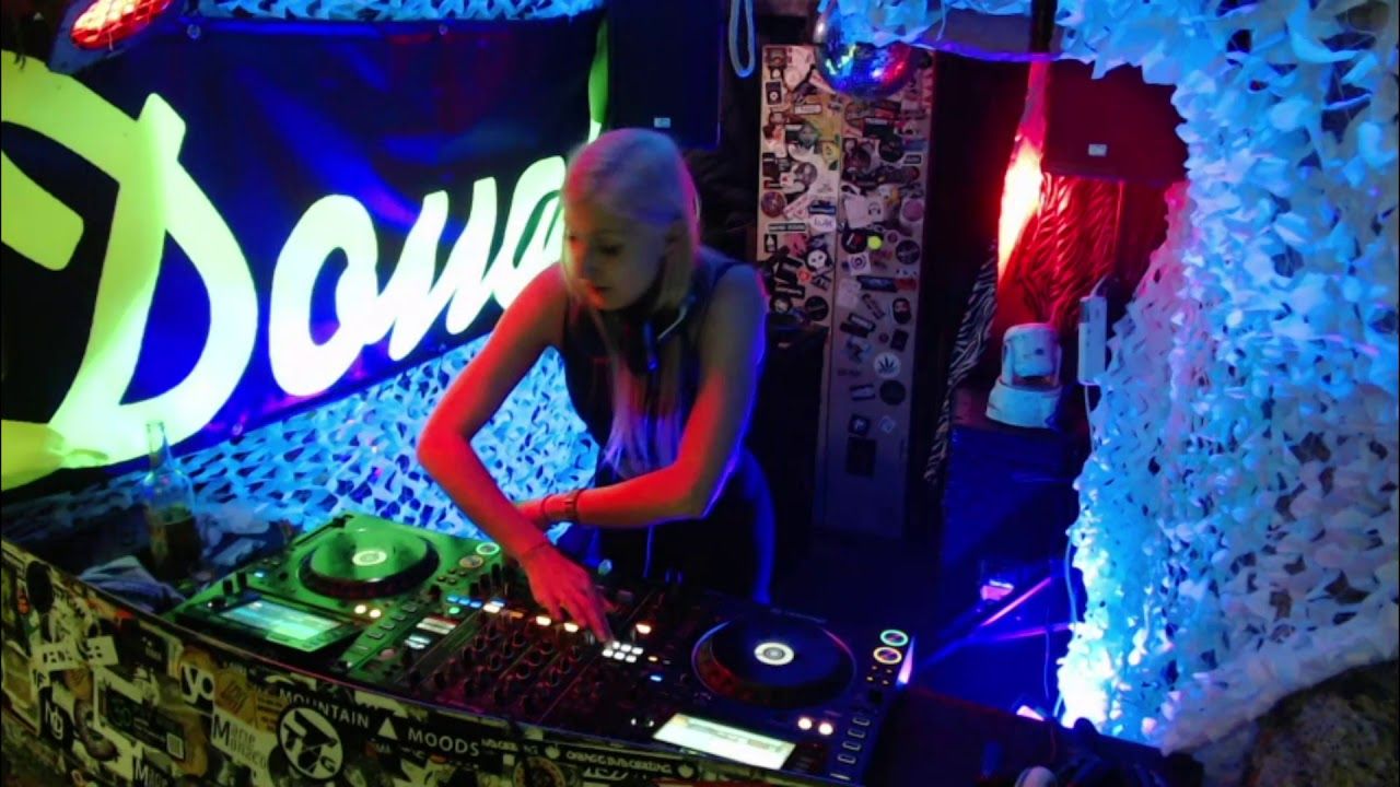 Douala und Kantine: Club-Öffnung in Ravensburg