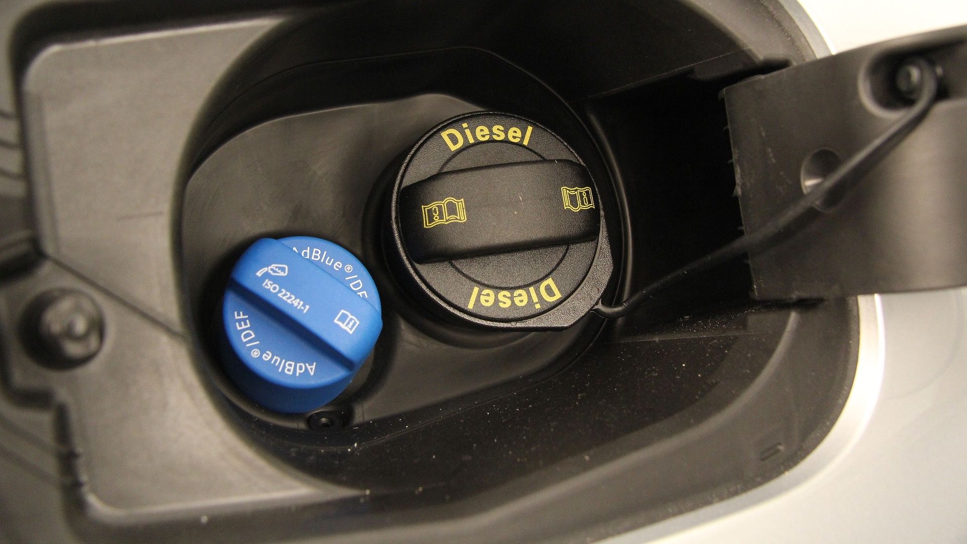 Kommt die Adblue Krise – und damit leere Regale?