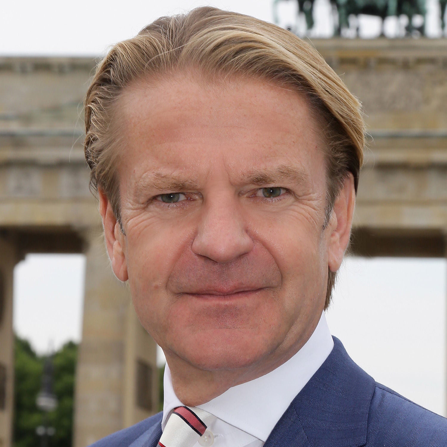Corona-Impfpflicht für Ärzte? „Artikel 2 Grundgesetz ist nicht schrankenlos!“