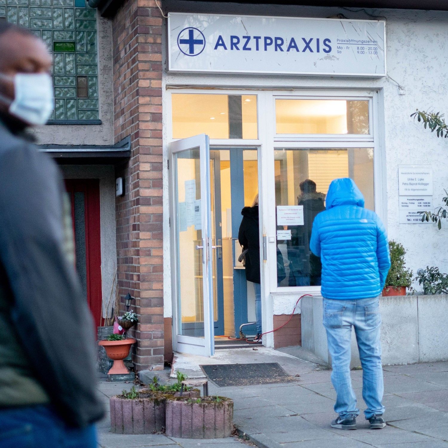 Über COVID-19 forschen in der Hausarztpraxis