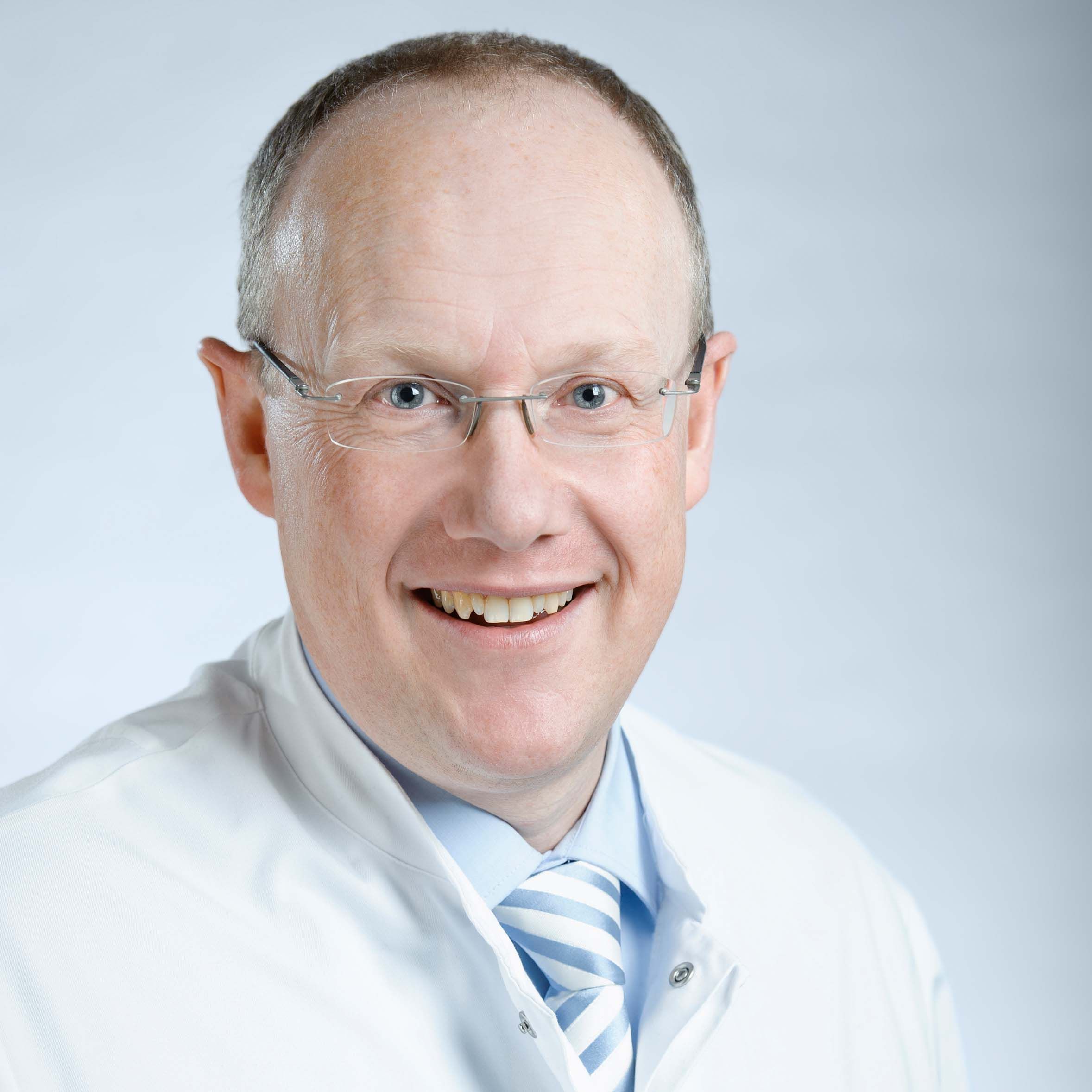 Wie pflegebedürftigen Senioren ein Klinikaufenthalt erspart werden könnte