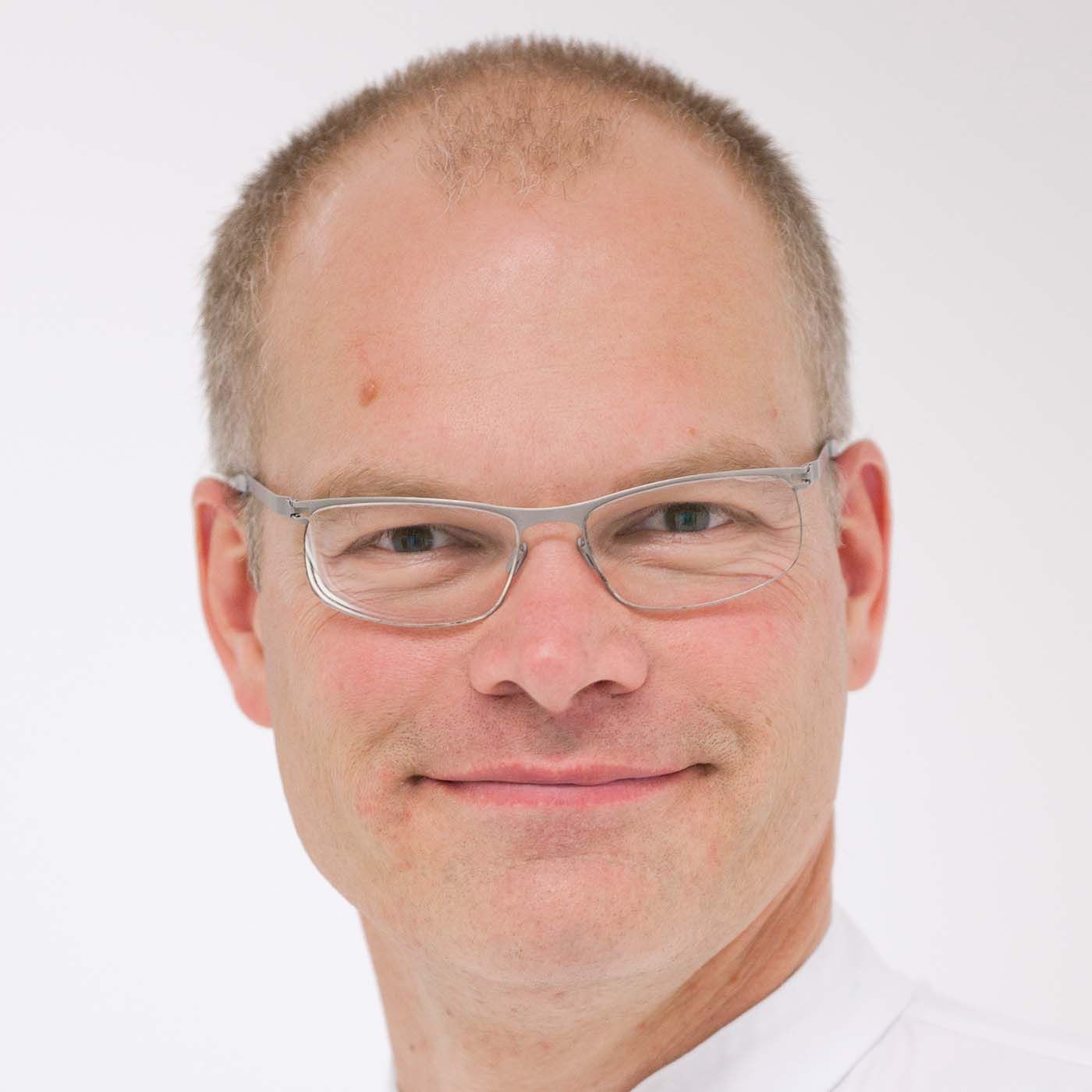 Flutkatastrophe: Klinikarzt arbeitet in autarker, mobiler Arztpraxis