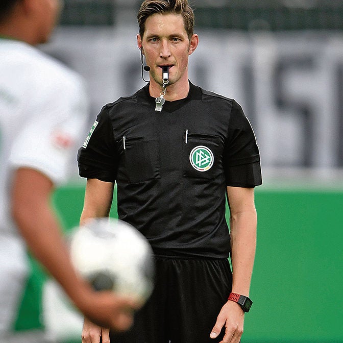 Dr. Matthias Jöllenbeck - ein Arzt pfeift Bundesliga
