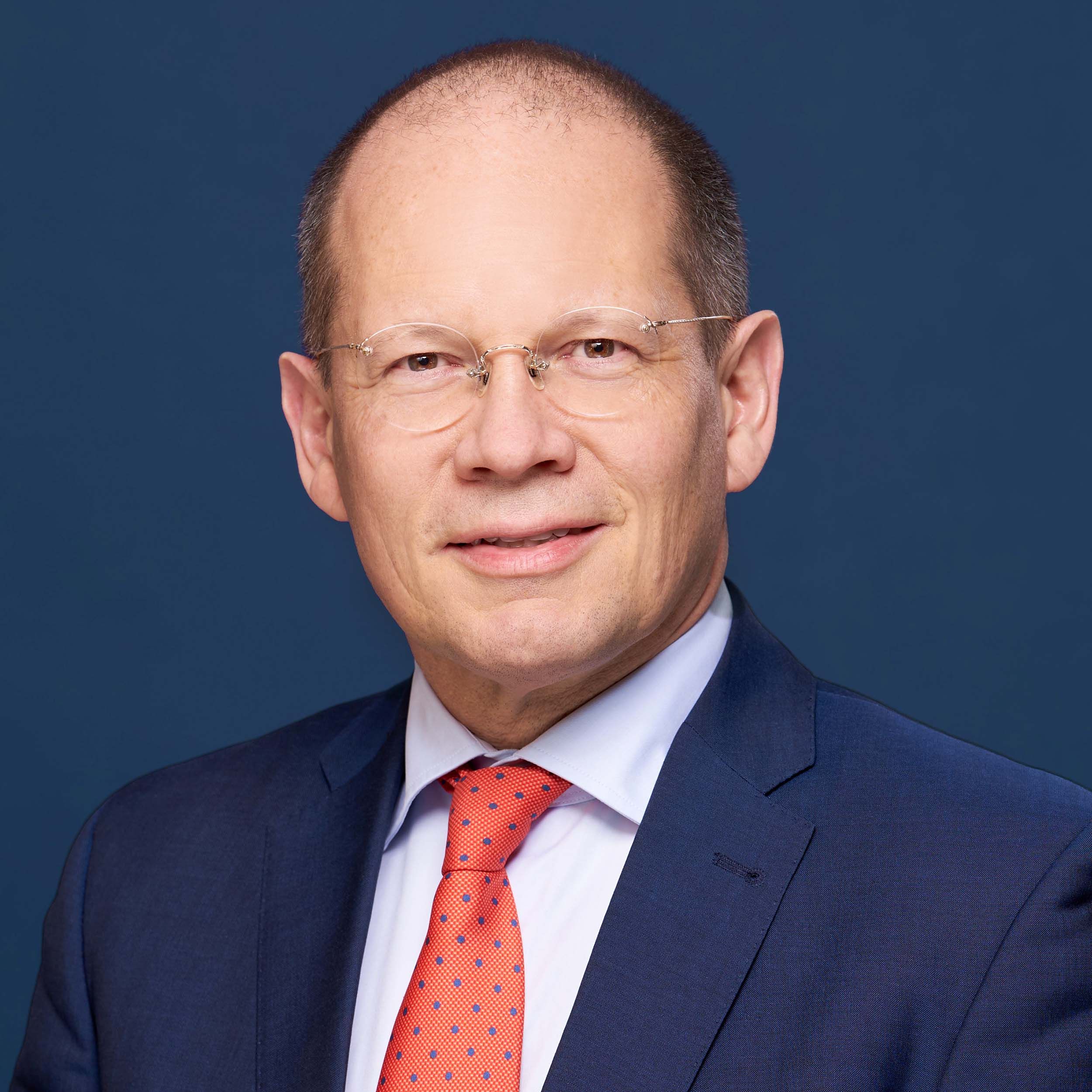 Wie möchten Sie den ÖGD für Ärzte attraktiver machen, Dr. Botzlar?