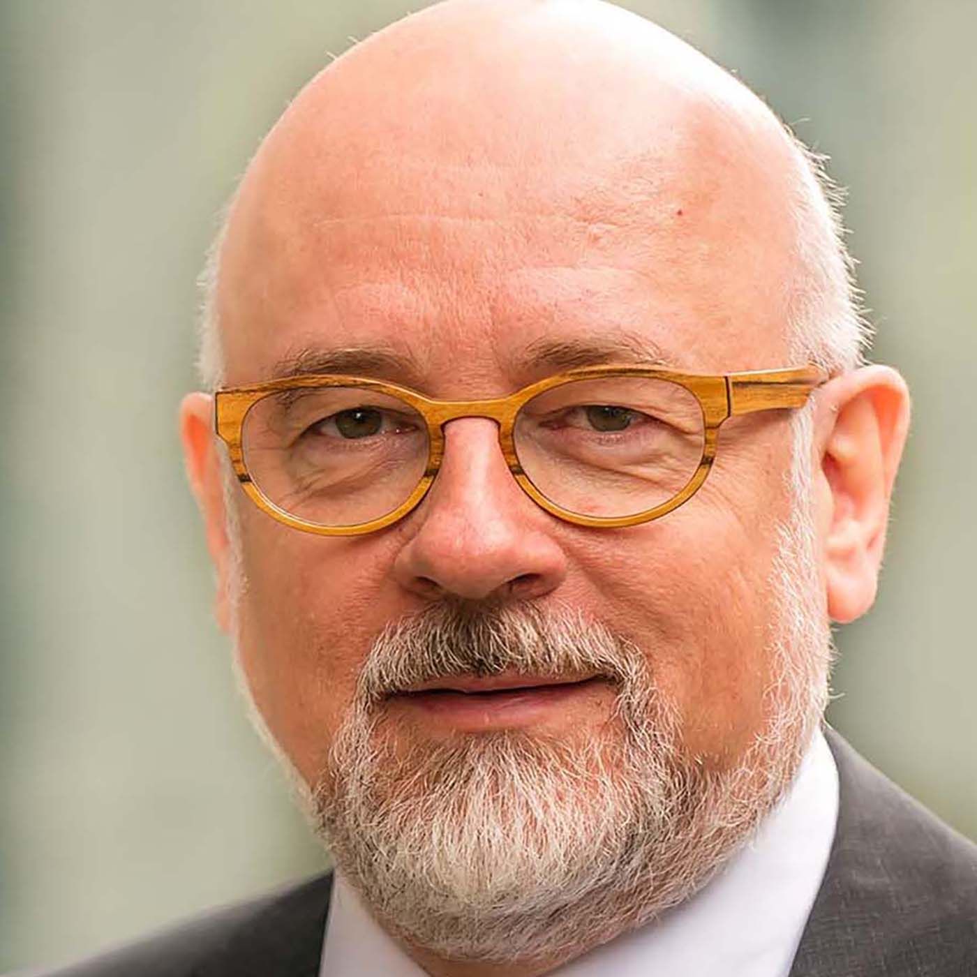 Honorarbeschluss: SpiFa-Vorsitzender Dr. Dirk Heinrich bezieht Stellung